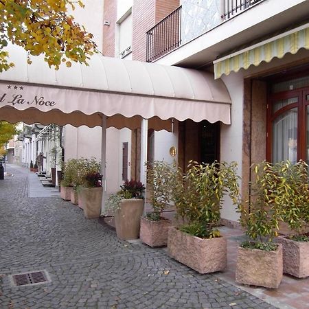 Hotel La Noce Chivasso Extérieur photo