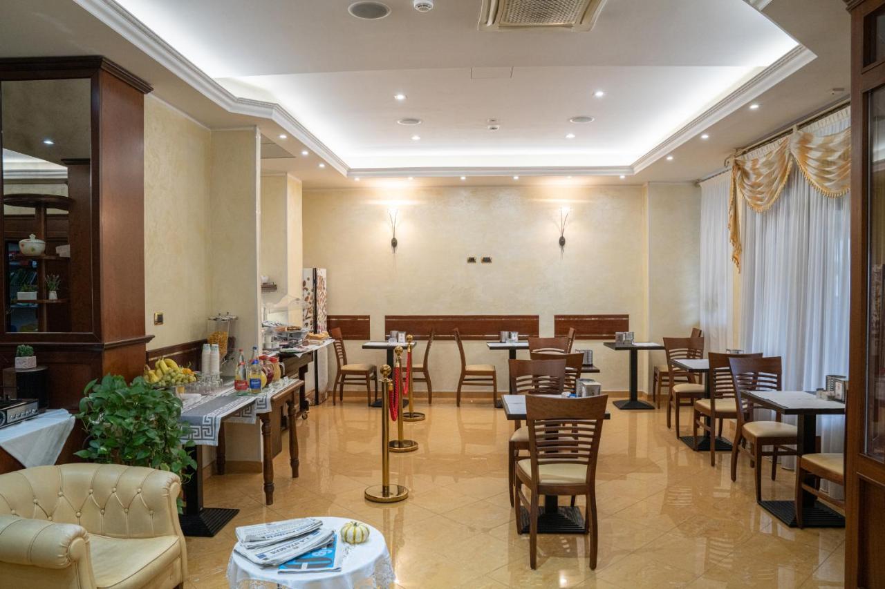 Hotel La Noce Chivasso Extérieur photo