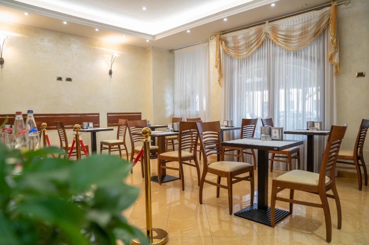Hotel La Noce Chivasso Extérieur photo
